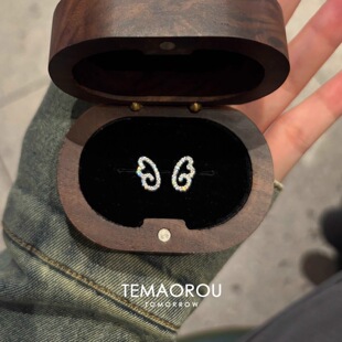 「天使之翼」满钻镂空翅膀耳钉女2025新款百搭小众设计精致耳饰