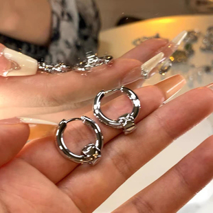潮耳饰 耳圈耳环小众设计感高级冷性风耳钉2022年新款 酷酷 个性
