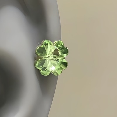 四叶草小清新简约小众春夏爆闪花耳骨钉钛钢外螺旋养耳洞耳饰耳钉