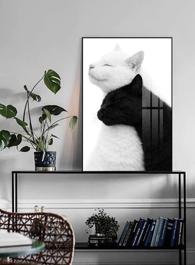 黑色拥抱小猫装饰画现代简约黑白配猫咪挂画恩爱情侣卧室动物壁画