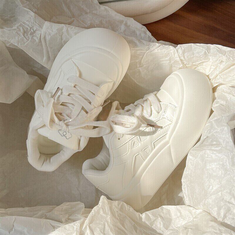 韩系厚底板鞋子女2026新款小白鞋ins潮百搭配阔腿裤休闲面包鞋女