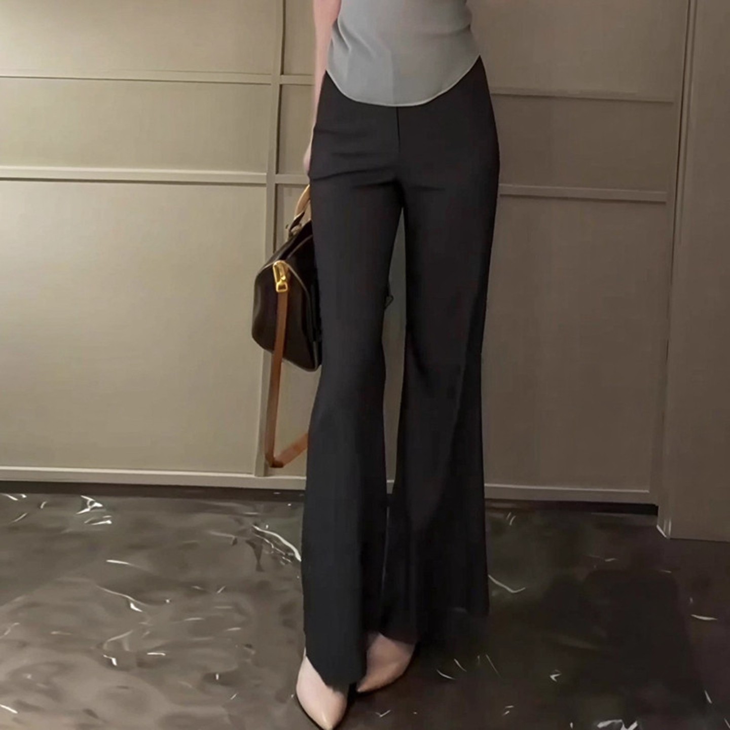 黑色微喇西装裤女2026年春夏新款小个子高腰显瘦时髦百搭直筒裤子,女装/女士精品,大码裤装,淘宝优惠券,粉丝福利购,淘宝优惠卷