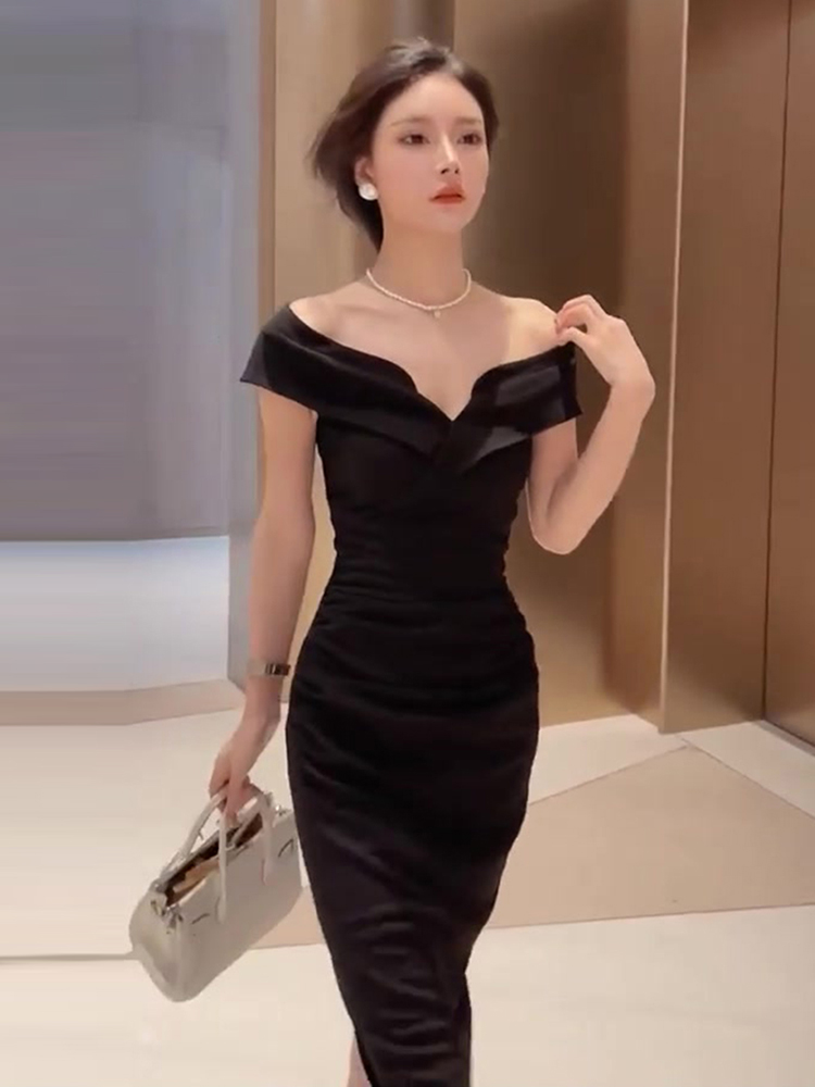 冷淡风纯欲性感御姐独特设计长裙