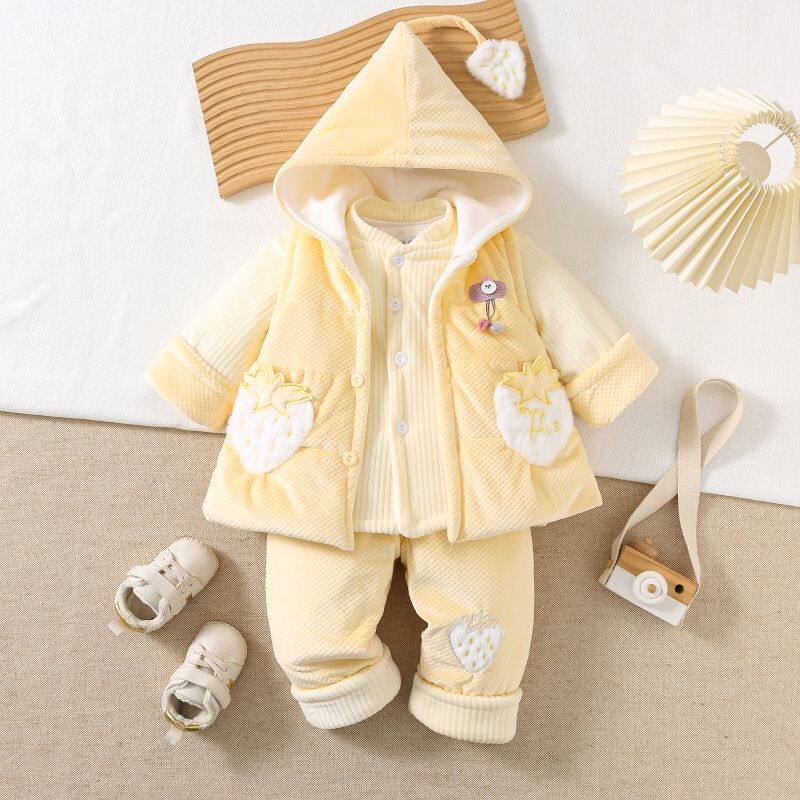 女宝宝秋冬新款外出婴儿衣服6到12个月春分体套装01-2洋气三件套