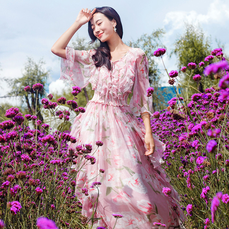 三亚洱海旅游拍照写真超仙女裙粉色雪纺印花连衣裙民族风大摆长裙