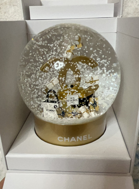 香奈儿新年会员礼水晶球