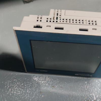 【议价】施耐德XBTGC2230U