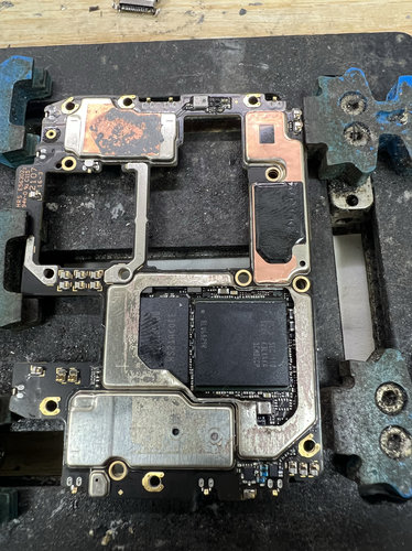 oppo find x3pro正常使用不开机死机重启cpu问题维修超好评