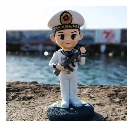 正版帅小兵水兵公仔海军军人手办军嫂军恋礼物军旅纪念品桌面摆件