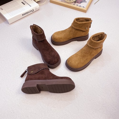 小个子厚底马丁靴秋季新款网红爆款软底休闲时尚百搭2025森系短靴