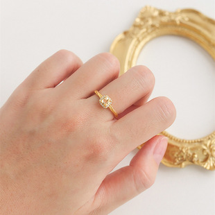 S925纯银小方糖黄钻戒指女18K金色食指戒时尚轻奢感情人节送女友