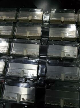 ERNI 064176 110pin 5X22P 间距2.0 A型弯母 CPCI连接器 原装进口