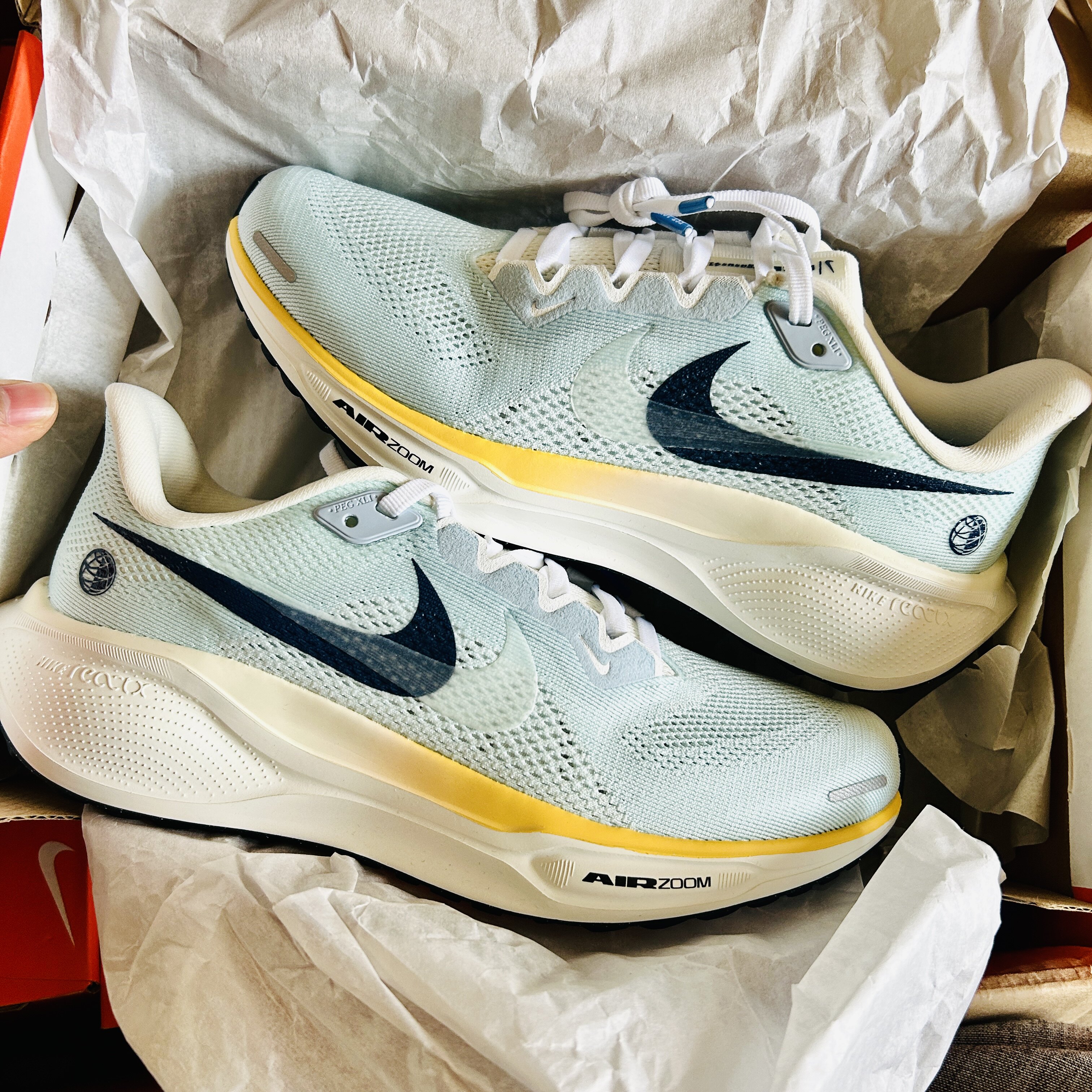耐克Nike Air Zoom Pegasus 41 舒适减震跑步鞋女款FD2723 IH7348