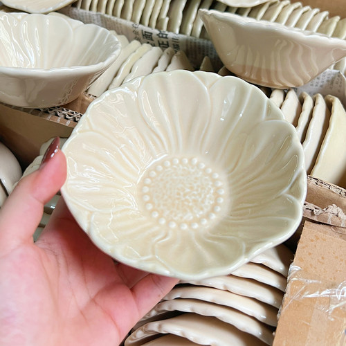 花瓣造型陶瓷甜品碗可微波炉加热