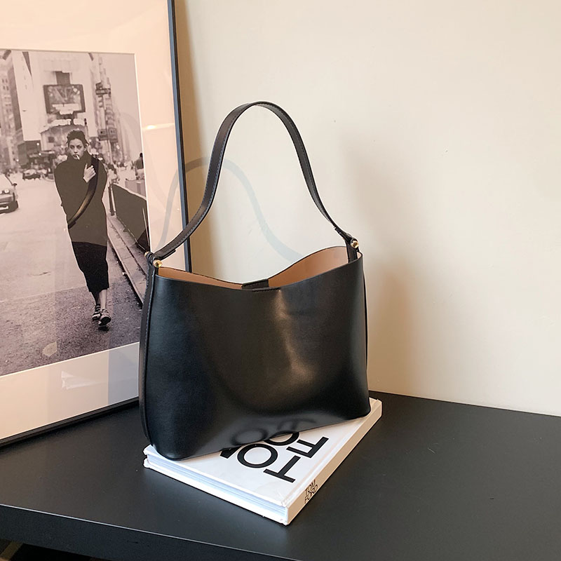 小众设计单肩腋下包气质手提包包