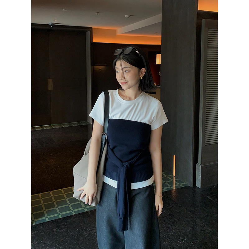 元派bluepops2025秋季新款韩版设计感绑带针织抹胸背心无袖女上衣