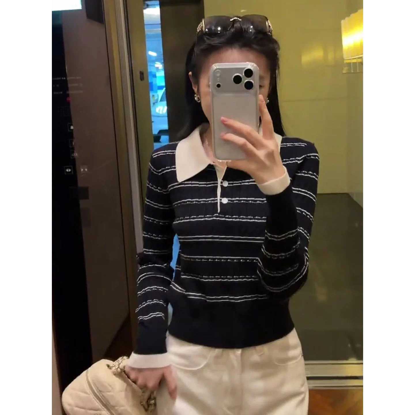 韩系学院风撞色条纹领针织衫女