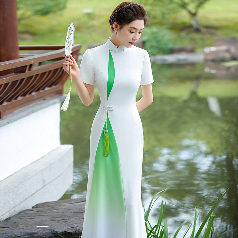 奥黛旗袍长款走秀2025新款夏改良短袖修身显瘦优雅演出宴会礼服裙