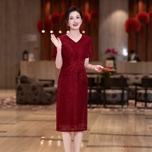 高贵年轻喜婆婆婚宴礼服2026新款妈妈结婚礼服高端轻奢旗袍喜服女