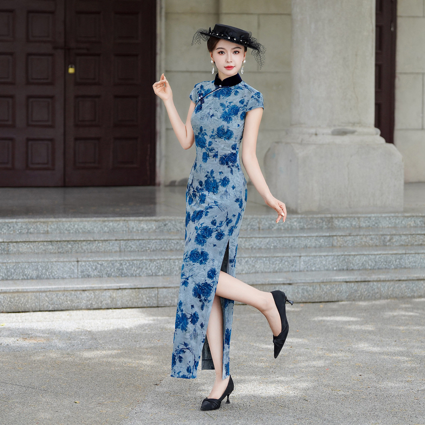 改良走秀旗袍演出服女长款中国风高端植绒修身显瘦中老年轻款妈妈
