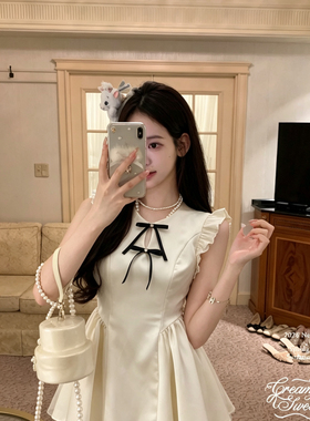 HOTTER-纯欲风甜美少女气质小飞袖连衣裙(不配可拆卸蝴YS2-26306