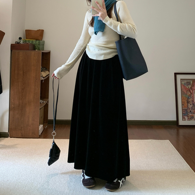 Omang桃喜法式丝绒秋冬半身裙
