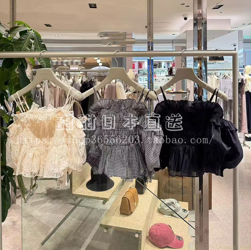 代购SNIDEL春夏新品甜美荷叶边泡泡袖露肩一字领衬衫女SWFB252032