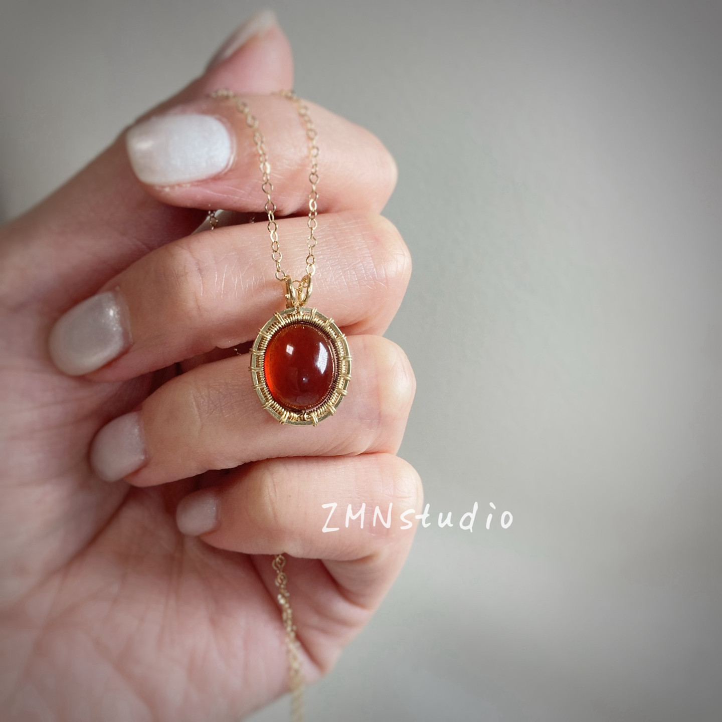 ZMN/绛鎏/轻奢小众精致进口14k手工天然酒红石榴石宝石吊坠项链女