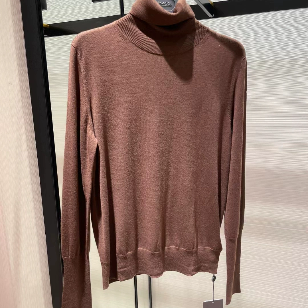 阿玛施秋冬羊毛高领开叉袖针织衫