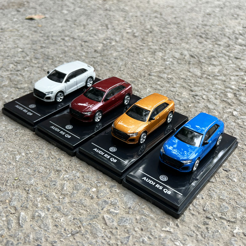 1/64奥迪 R8 奥迪 RS e-tro 奥迪Q8合金车模摆件 高仿真汽车模型
