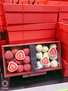 包邮日本零食 神户Frantz草莓夹心松露+白巧克力味双拼礼盒装