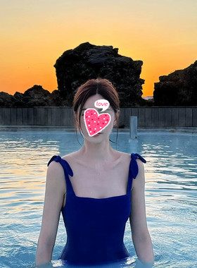 泳衣女沈梦辰同款蓝色三角连体高级感显白度假吊带保守显瘦泡温泉