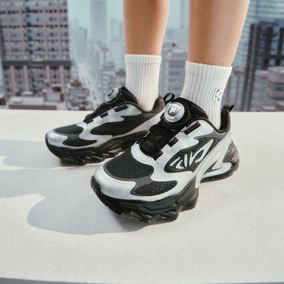 斐乐蜂鸟鞋男中大童儿童复古跑鞋