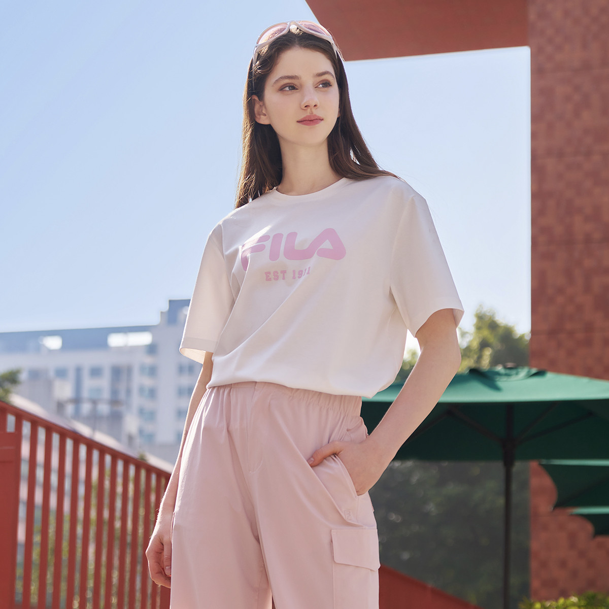 斐乐夏季女子户外运动宽松T恤