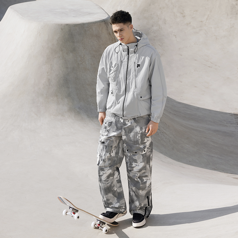 斐乐男子潮流运动超宽松梭织长裤