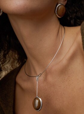 僵硬猫天然石黄铜情侣椭圆吊坠