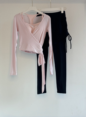 C.CYA瑜伽上衣绑带罩衫长袖背心裸感固定杯假两件抽绳瑜伽服套装