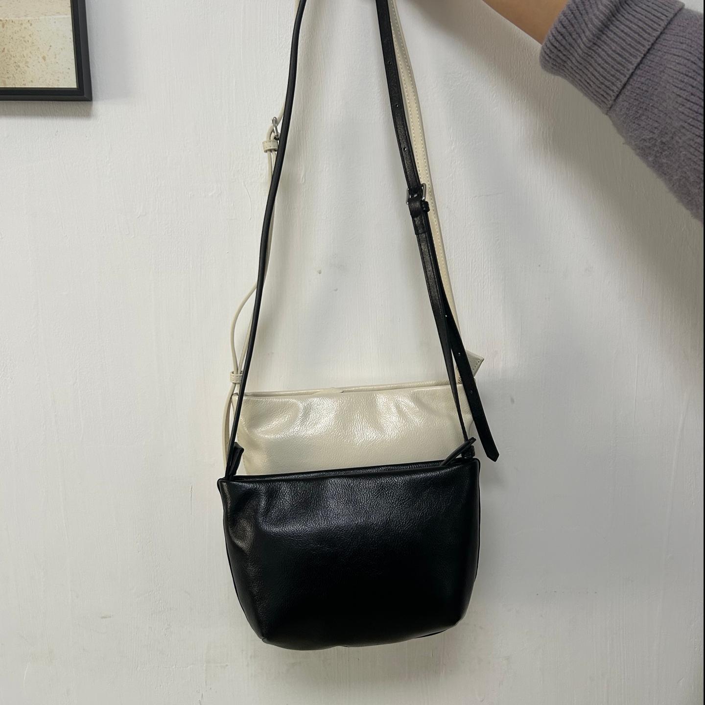 真皮小口袋包单肩精致小众款
