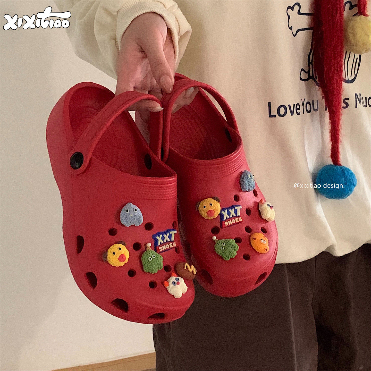 细细条 趣味小怪兽本命年洞洞鞋男女儿童沙滩防滑亲子红色凉拖夏