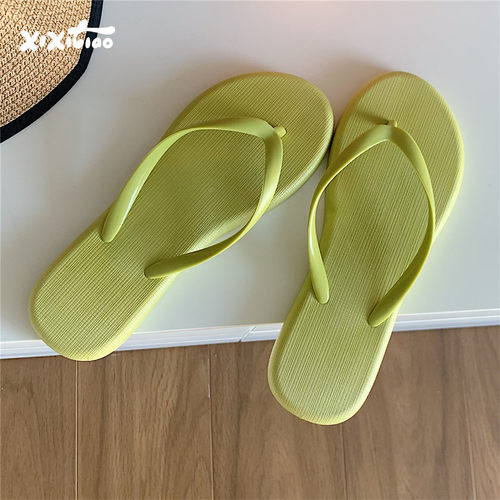 细细条海边度假休闲夹脚凉拖鞋