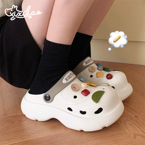 细细条DIY爱心纽扣包头洞洞鞋