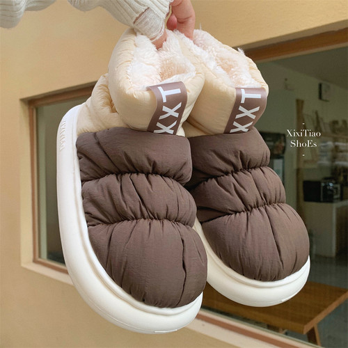 细细条百搭时尚拼色褶皱雪地靴