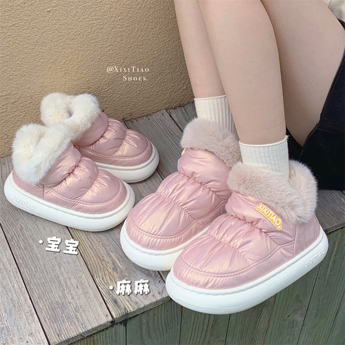细细条时尚百搭加厚防水雪地靴