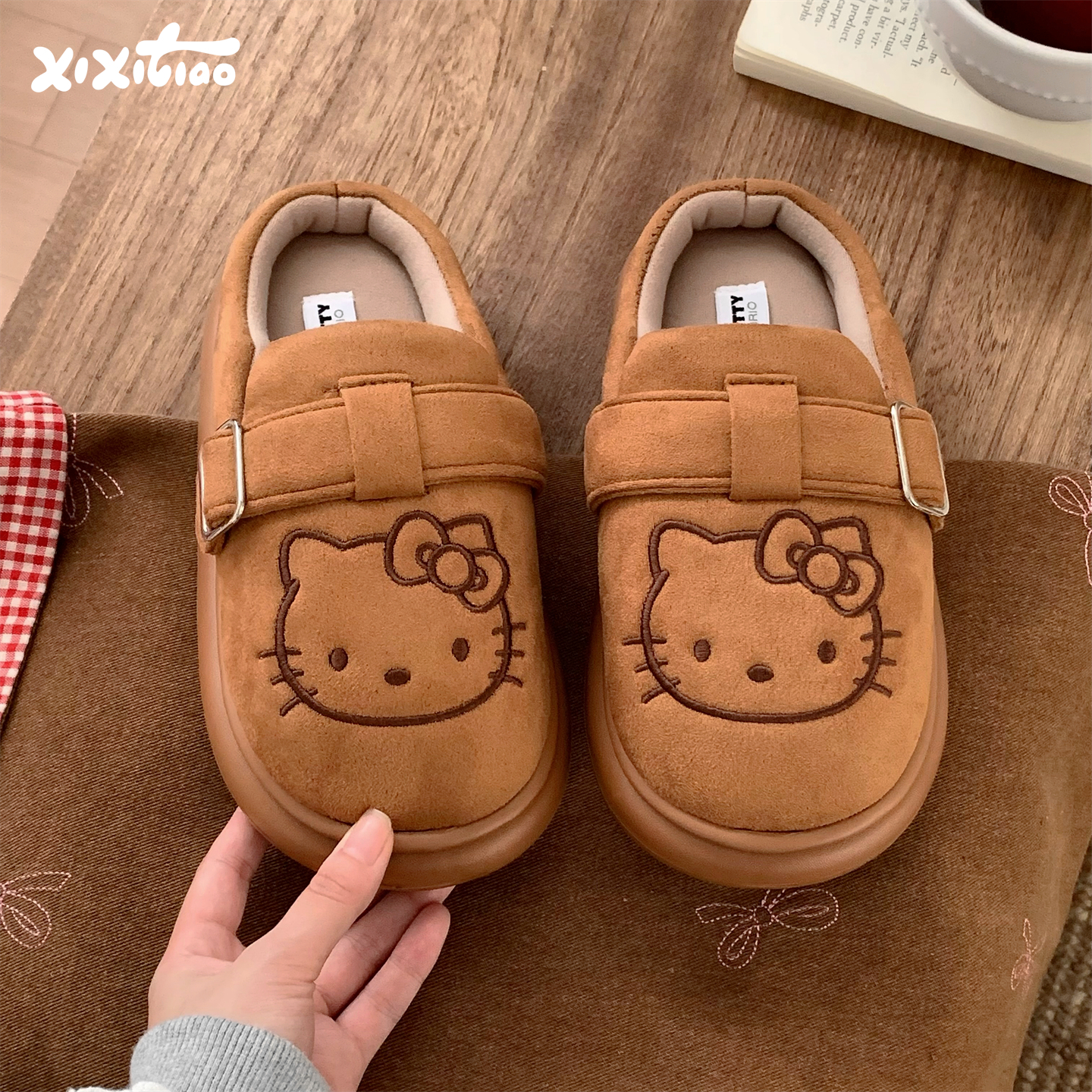 细细条正版HelloKitty棉拖鞋