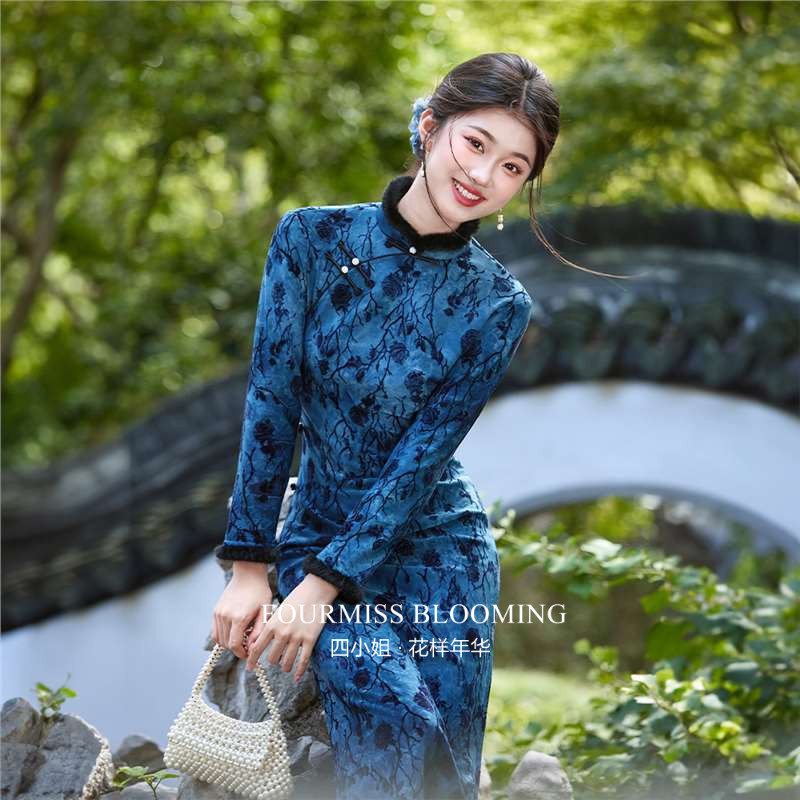 女新中式2025冬装蓝12
