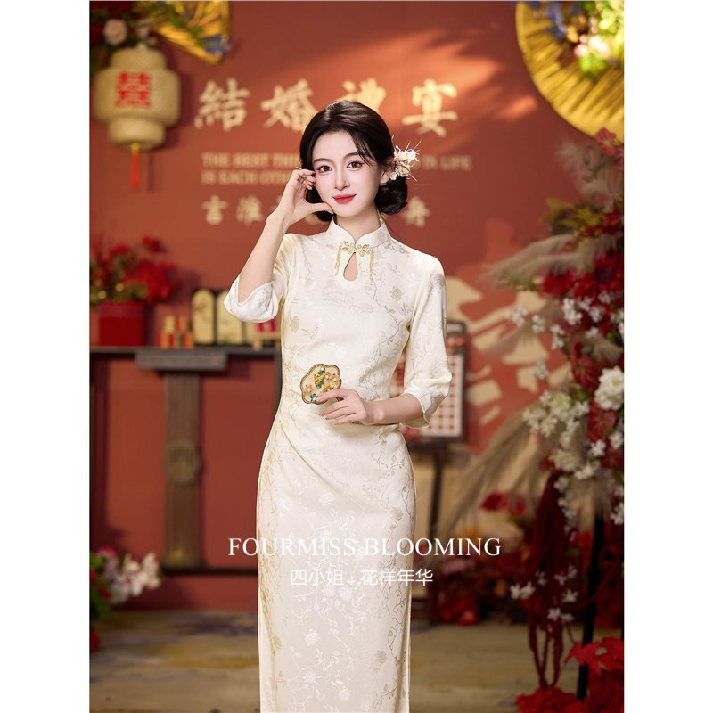 国风旗袍订婚敬酒服50