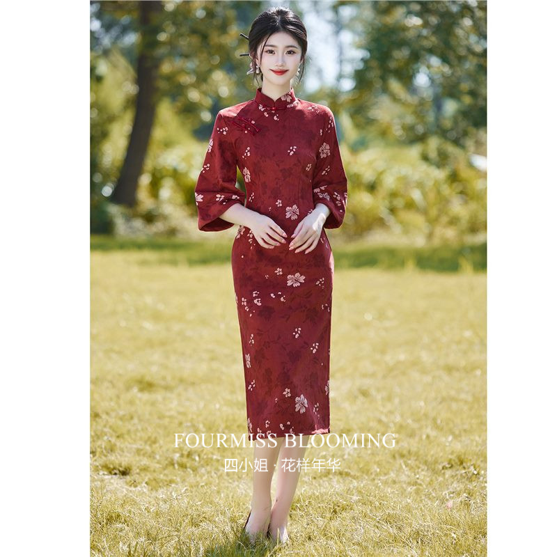 红色2025新款新中式连衣裙