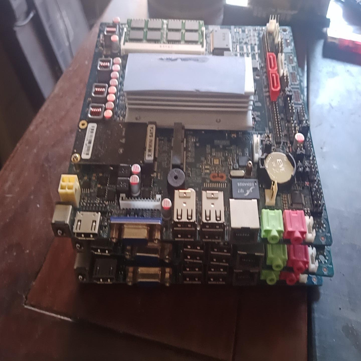 ITX-1037T-2U2C V14主板 +2G内存条+3【议价】