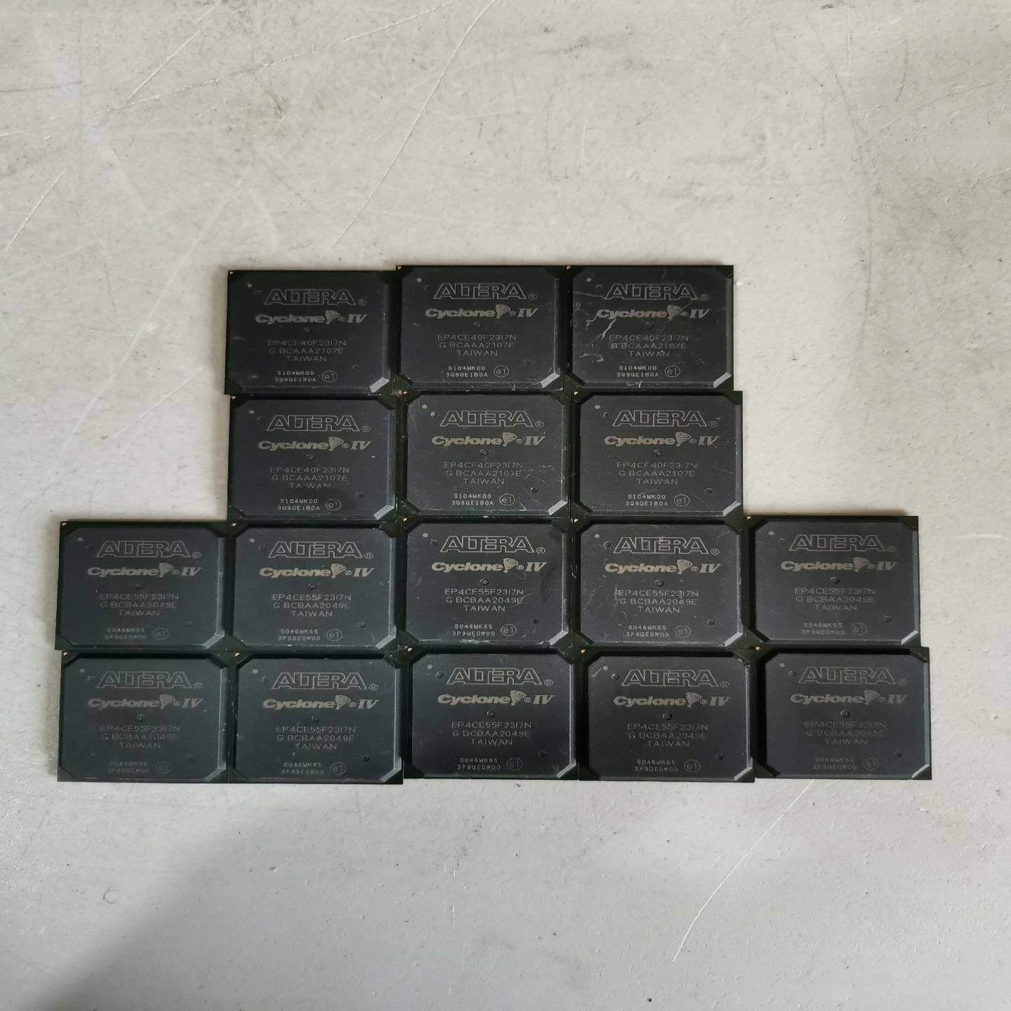 EP4CE40F23I7N   6个【议价】