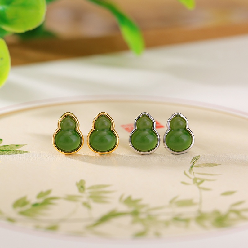 锦河畔 s925纯银镀金和田玉碧玉复古简约福禄葫芦耳钉精致小巧